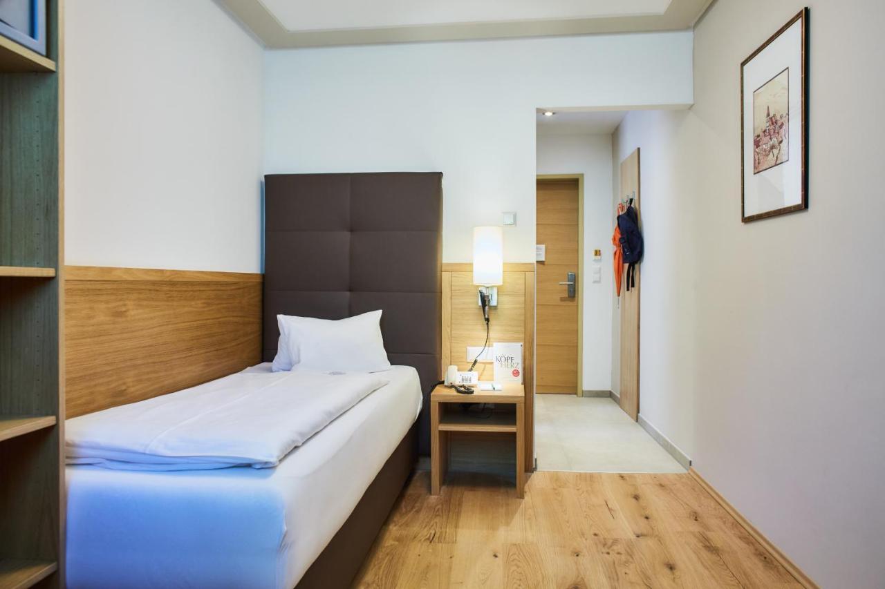 אמרסדורף אן דר דונאו Landhotel Wachau מראה חיצוני תמונה
