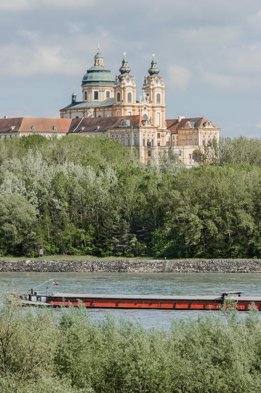 אמרסדורף אן דר דונאו Landhotel Wachau מראה חיצוני תמונה