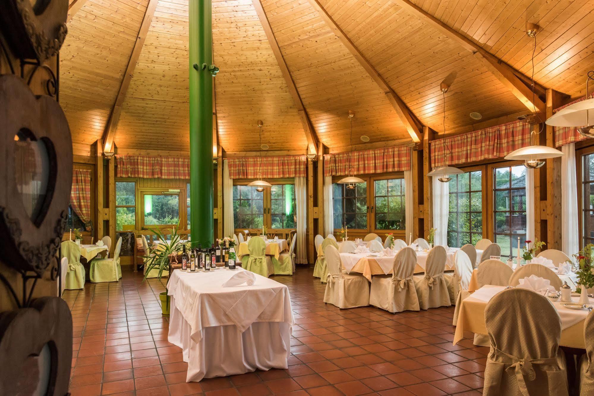 אמרסדורף אן דר דונאו Landhotel Wachau מראה חיצוני תמונה